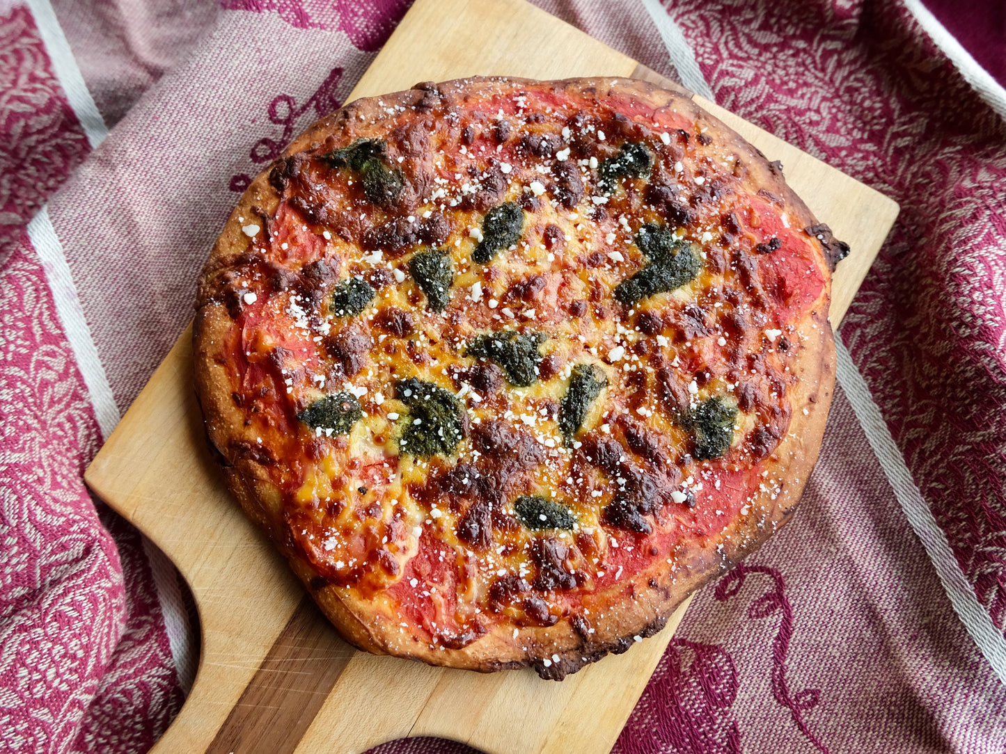 Galette gourmet Margherita, mozzarella, sauce tomate et pesto