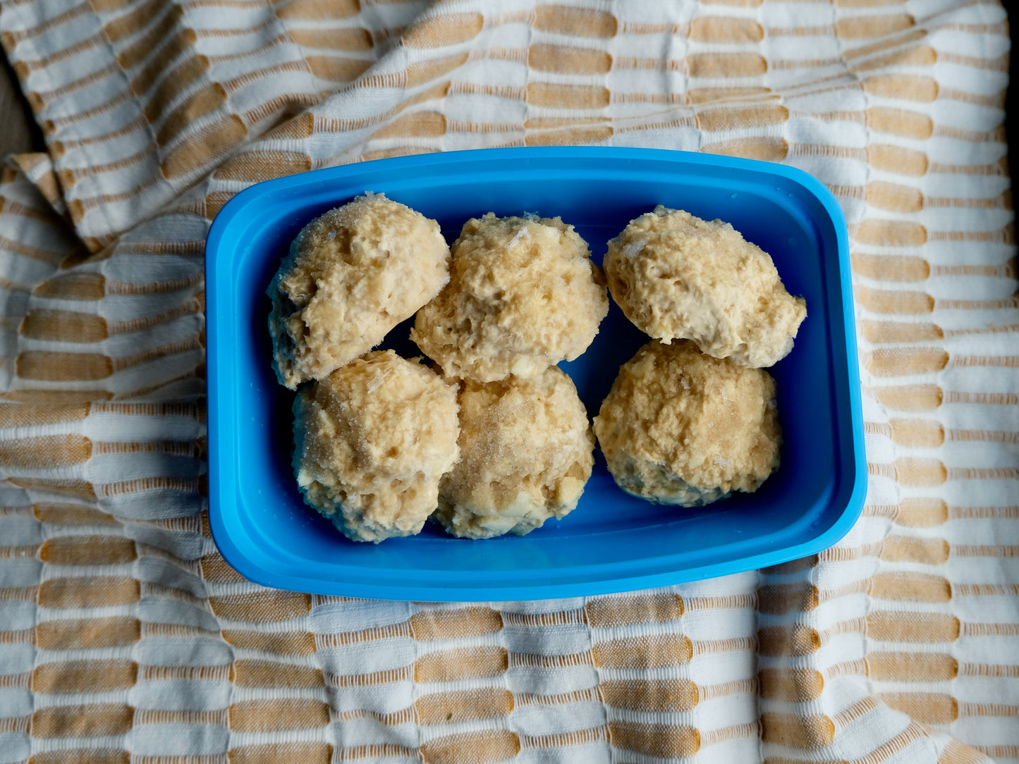 Scones à la vanille à faire cuire à la maison