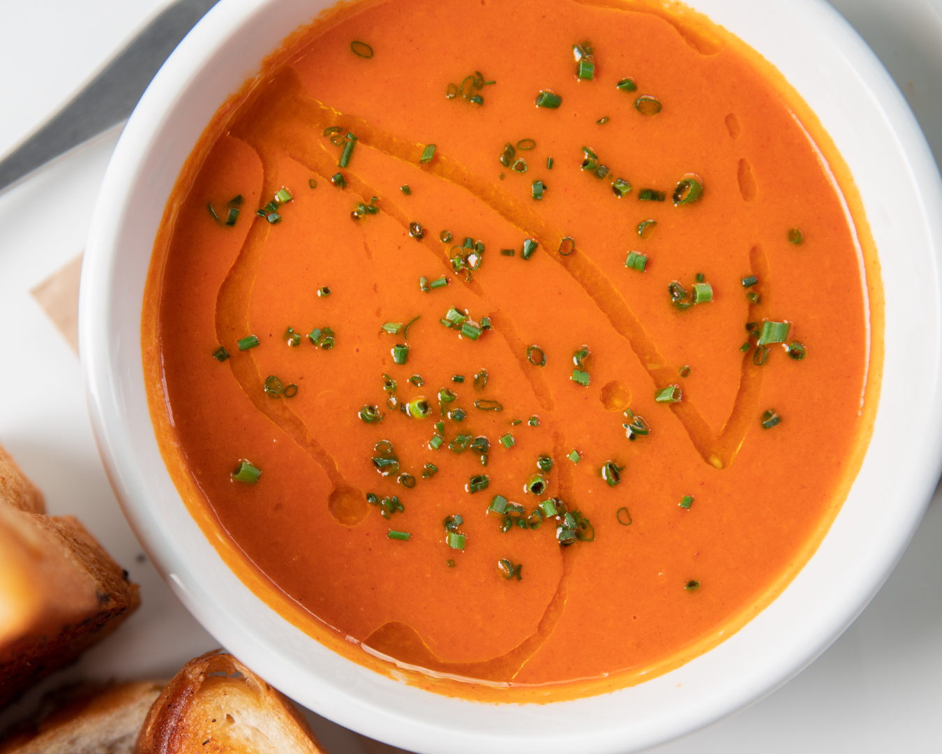 Soupe classique à la tomate